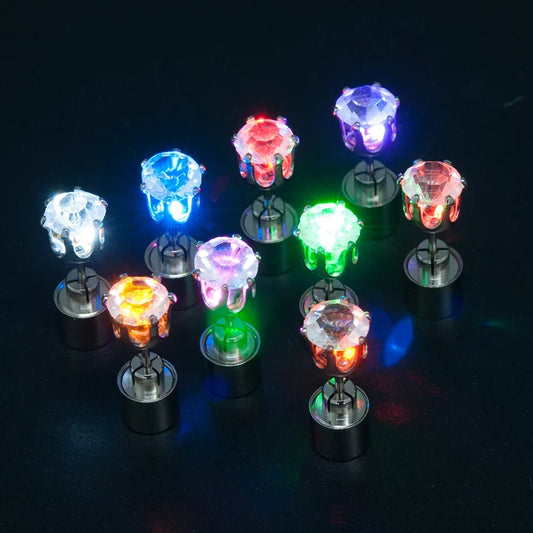 2pcs Shining LED Ear Studs