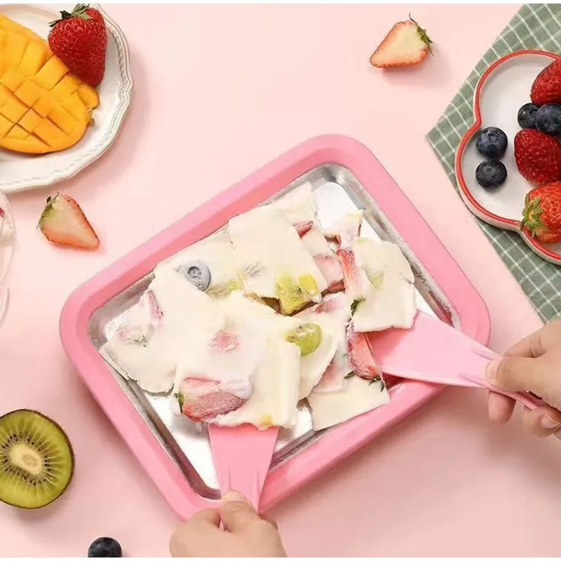 Ice Cream Maker Pan with 2 Scrapers