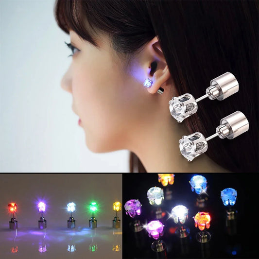 2pcs Shining LED Ear Studs