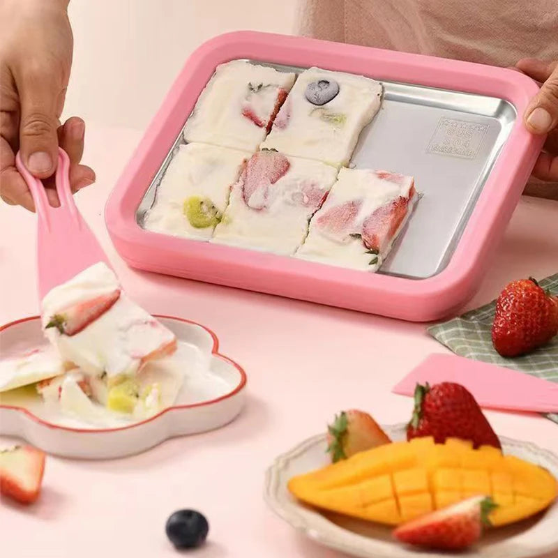Ice Cream Maker Pan with 2 Scrapers