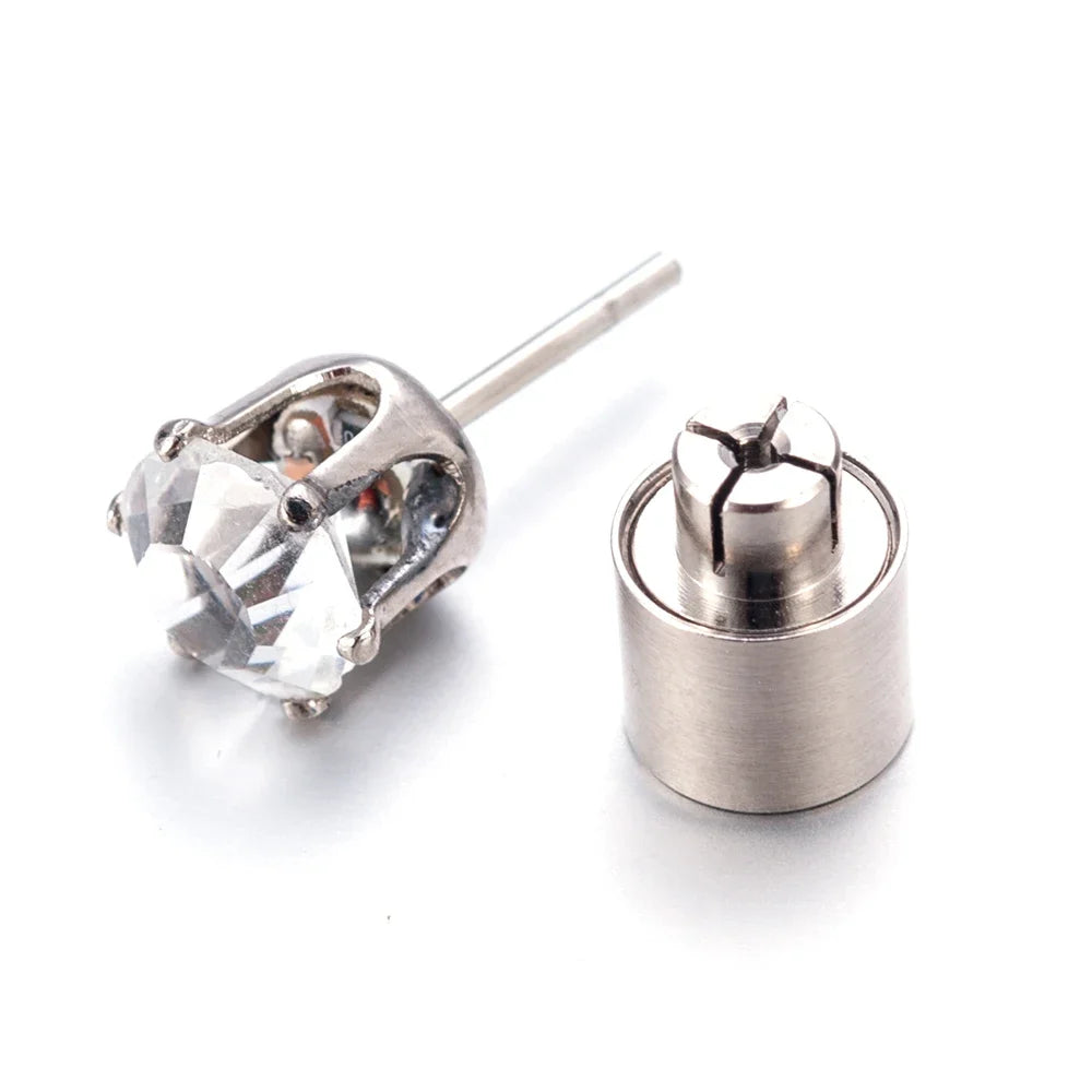 2pcs Shining LED Ear Studs
