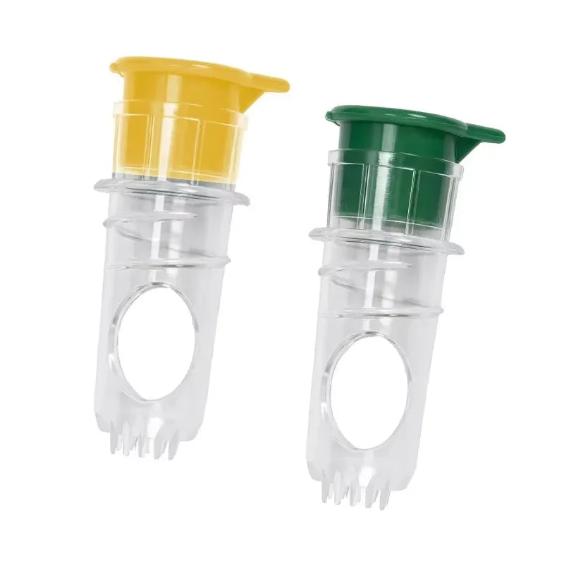 Lemon Squeezer With Built-In Filter