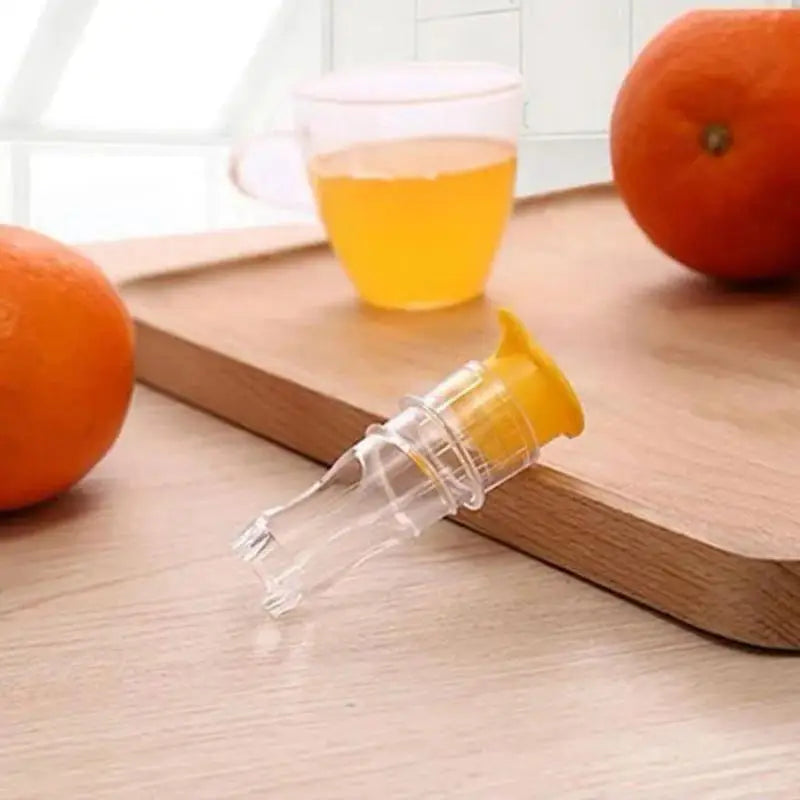 Lemon Squeezer With Built-In Filter